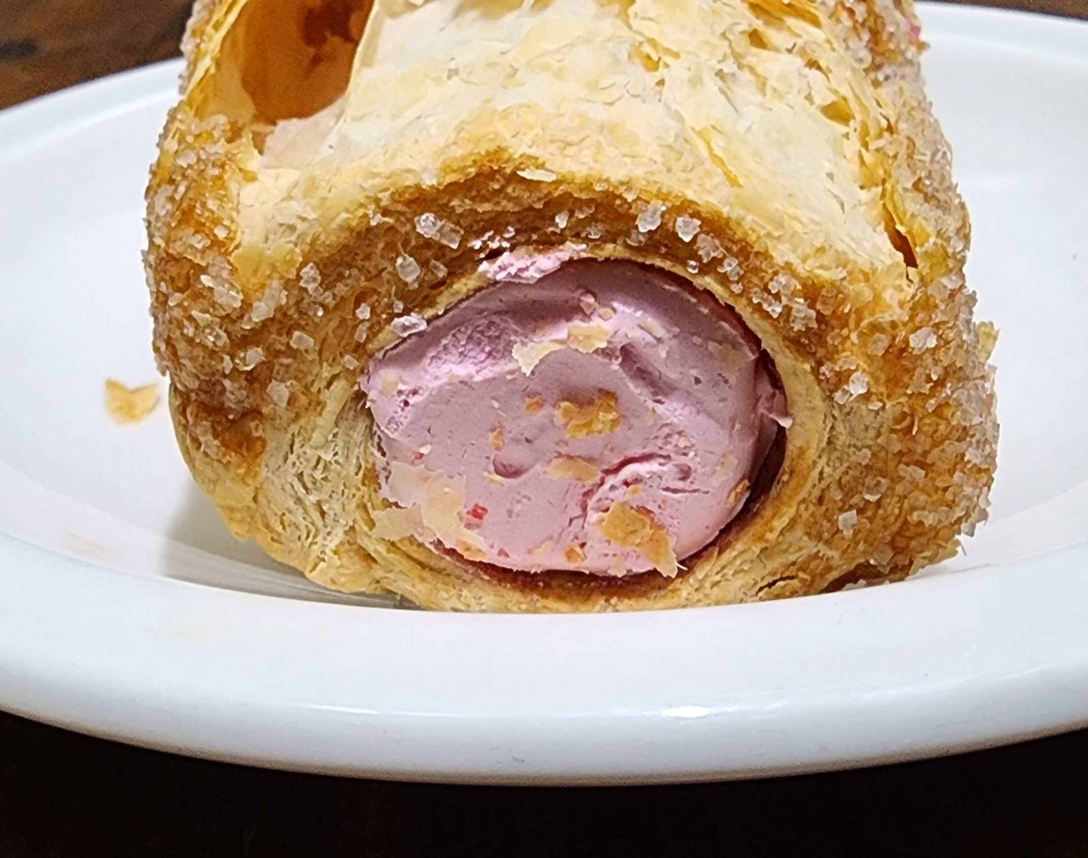 편의점디저트_192겹딸기쉘파이