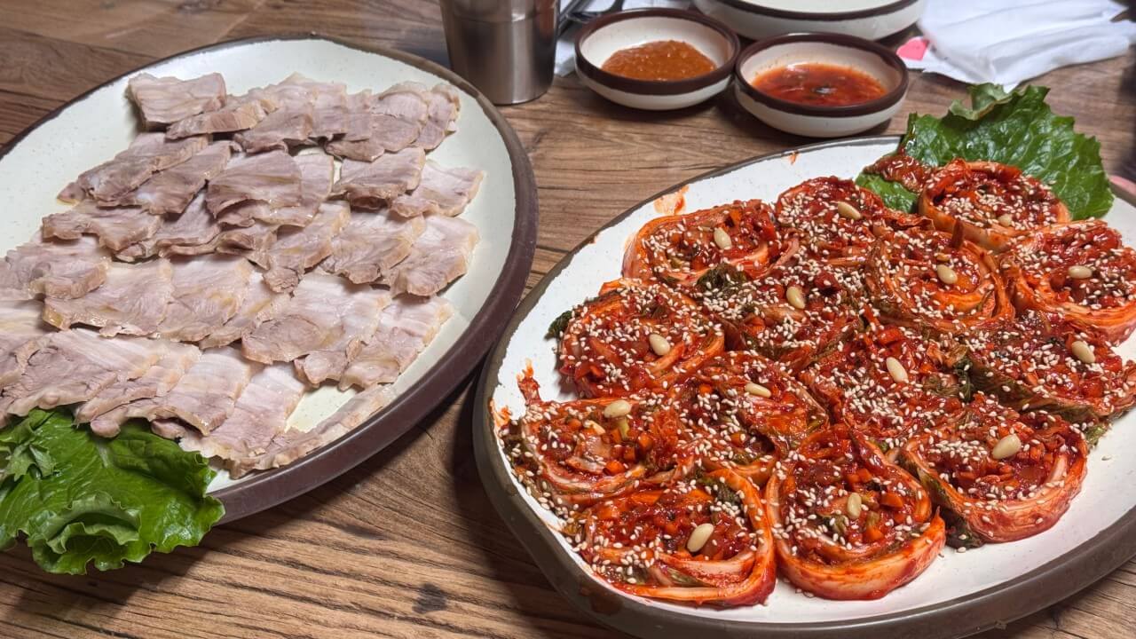 생생정보 2329회 오늘 또 방문 스타 밥집 개그맨 유민상 단골 보쌈 맛집 서울 영등포 양평동 이필당족발보쌈