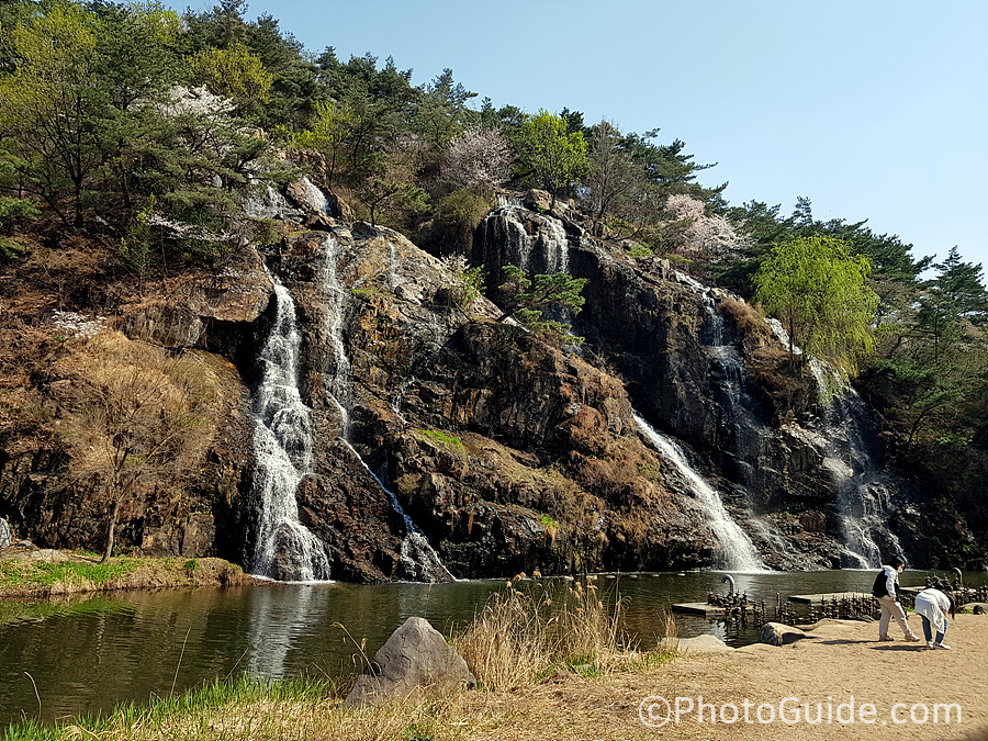 홍제천 인공폭포