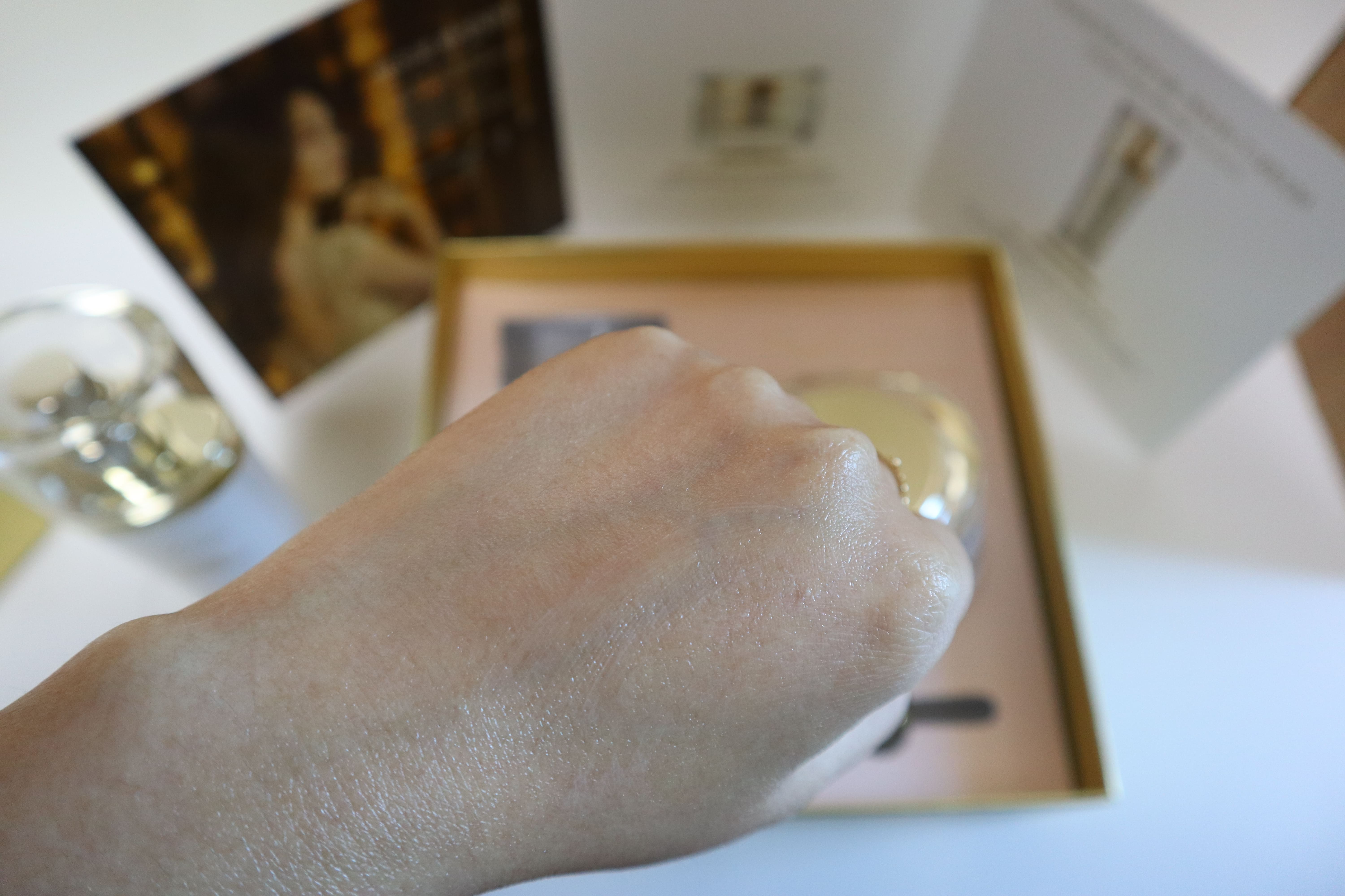 본에스티스-다이아몬드-리페어-크림-바른후