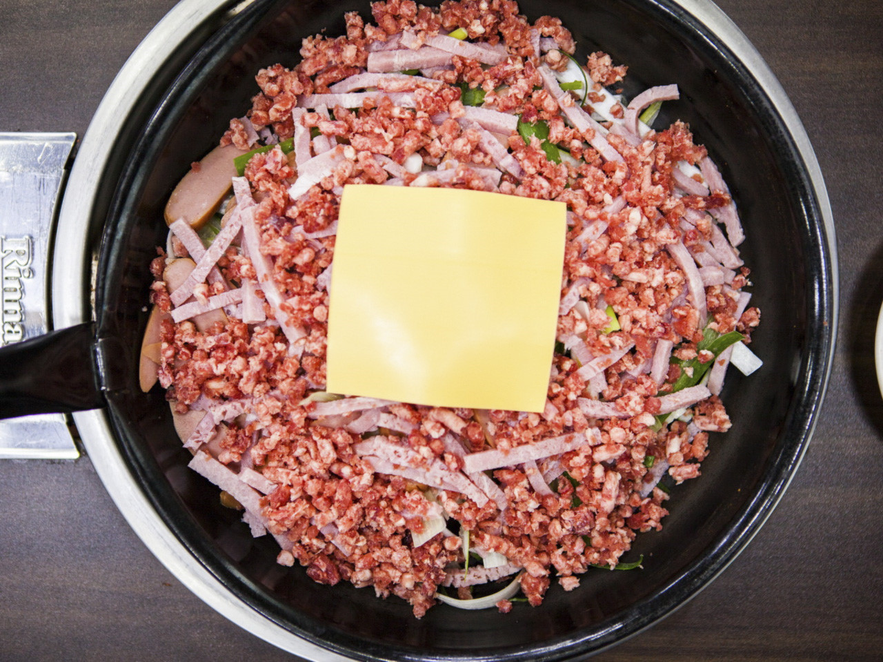 송탄 최네집부대찌개 본점