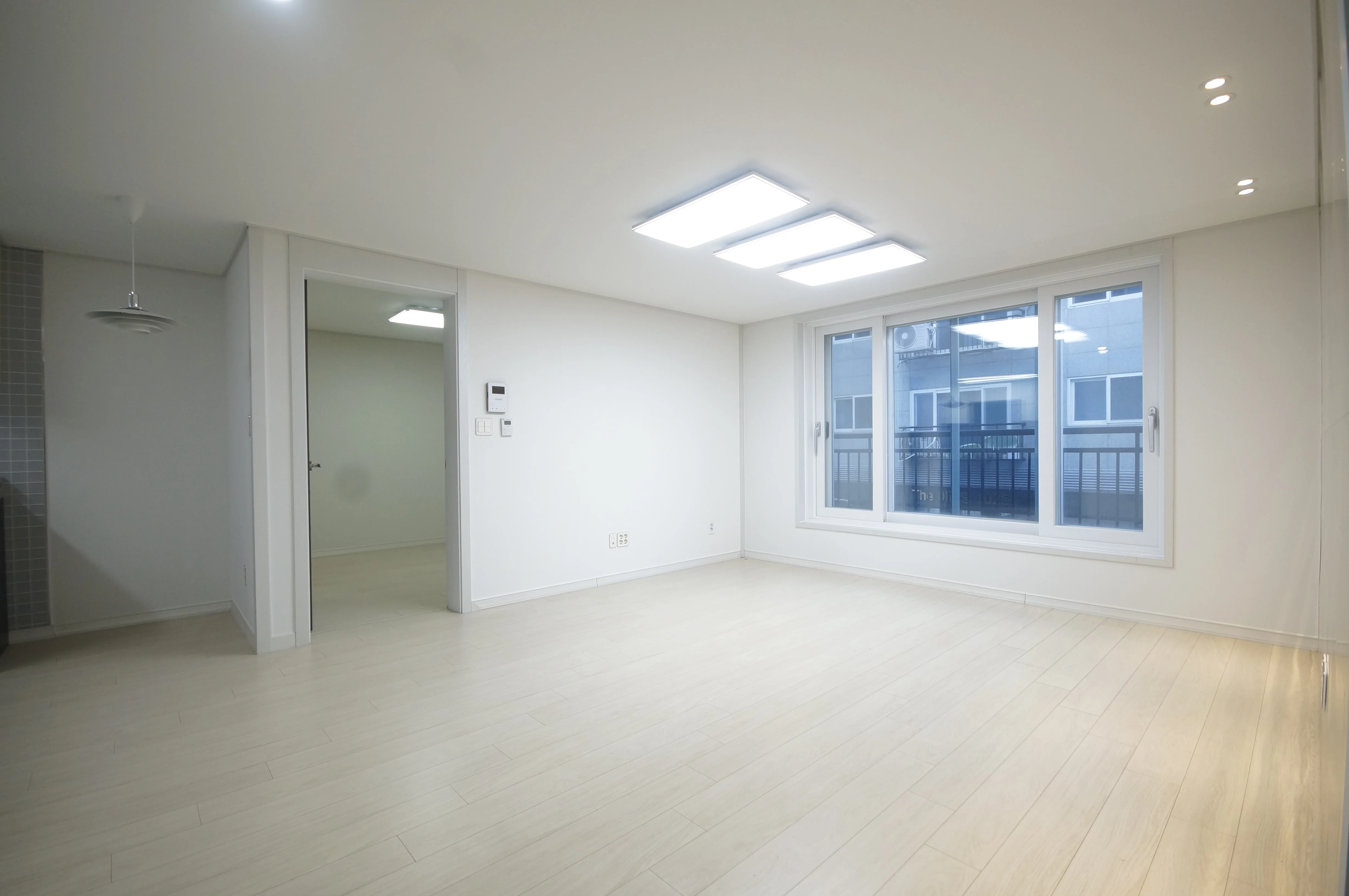 용인시 처인구 김량장동 투룸 신축빌라 거실