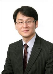 권혁기 정무기획실장