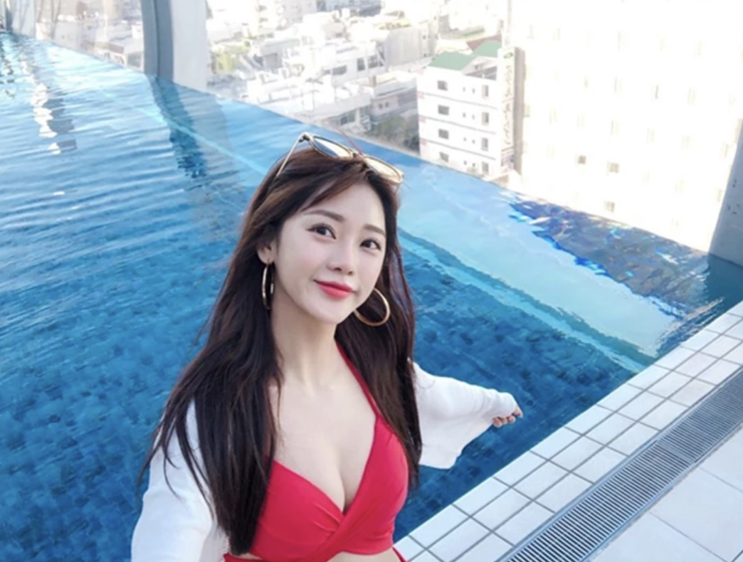 홍지윤 볼륨