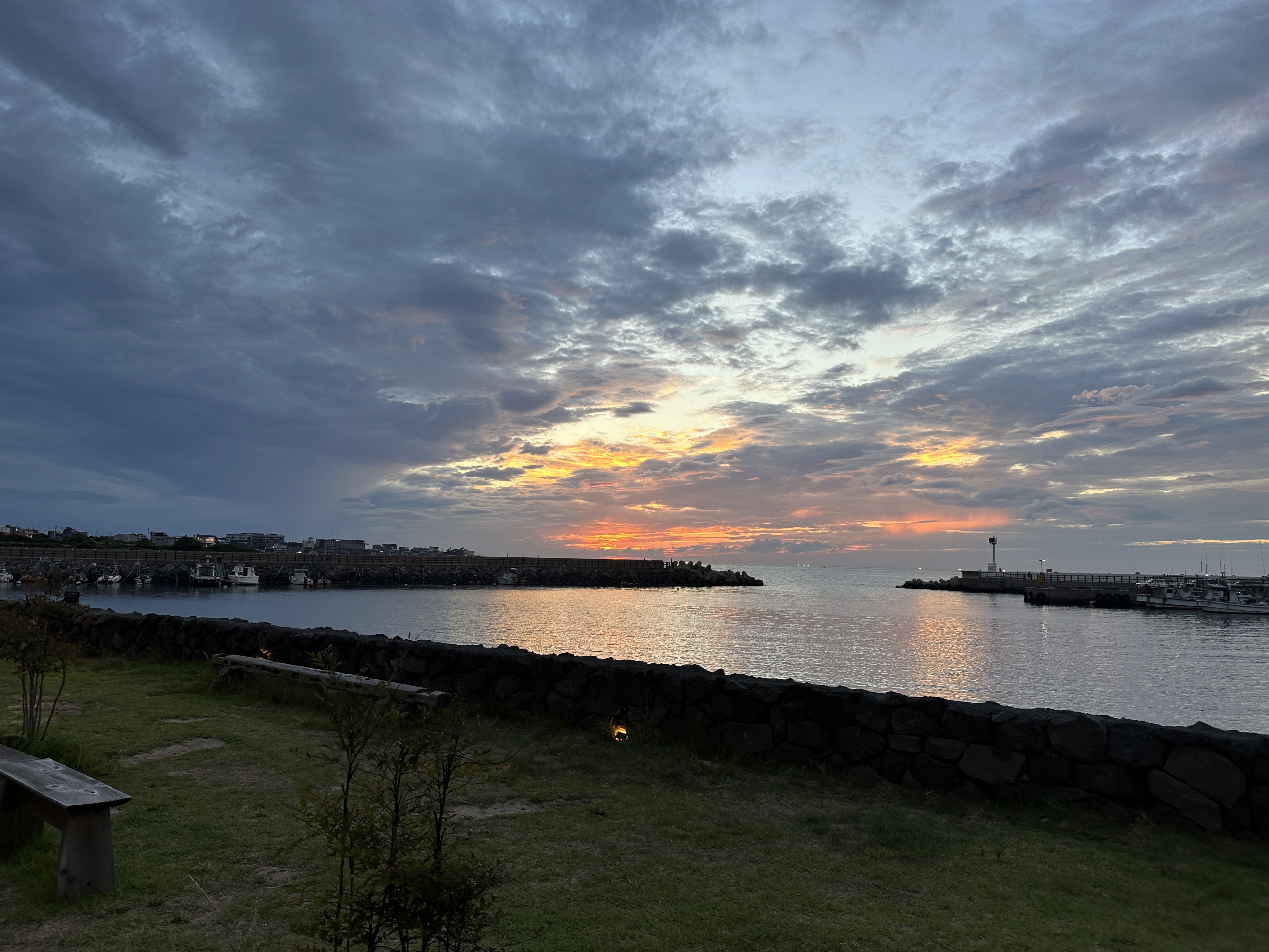 보고 있으면 쉬러 가고 싶어지는 가을 하늘