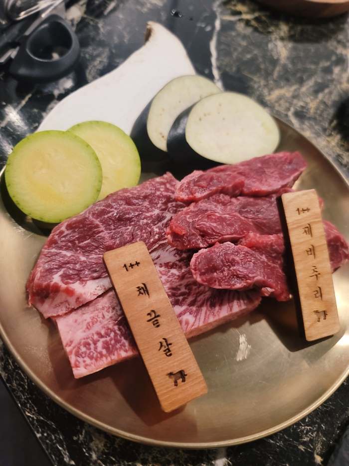 어서와 한국은 처음이지 한우 숯불 구이 채끝살 부챗살 갈빗살 꽃갈비 캐나다 친구들 편 강릉 맛집 위치