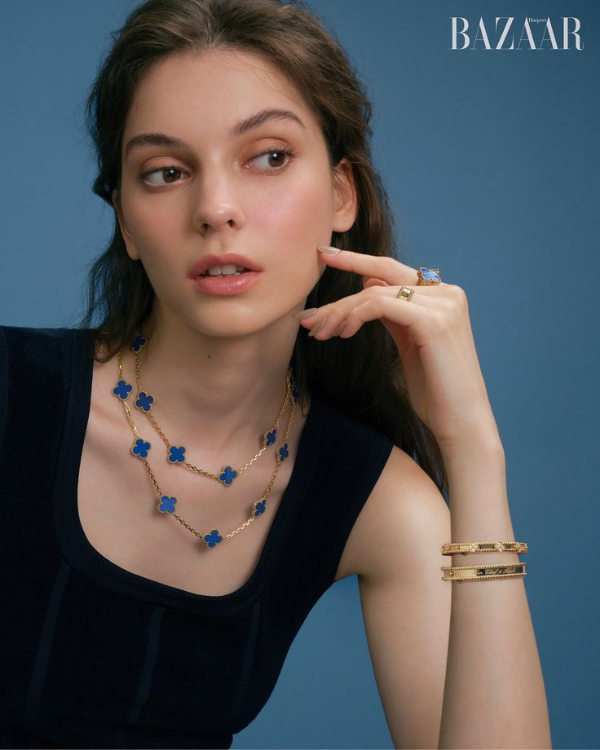 반클리프 아펠 빈티지 알함브라 목걸이 화이트 마더오브펄 금(金)의 정화 기운