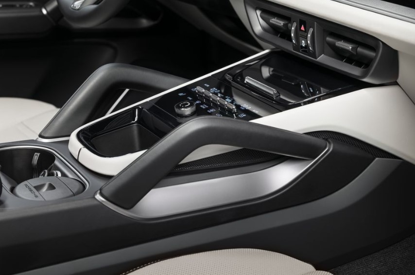 2024 포르쉐 카이엔 하이브리드 쿠페 가격 연비 성능 제원 출시일