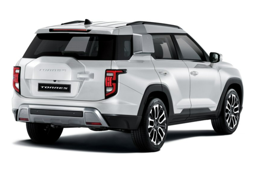 2023 쌍용 토레스 EVX 전기차