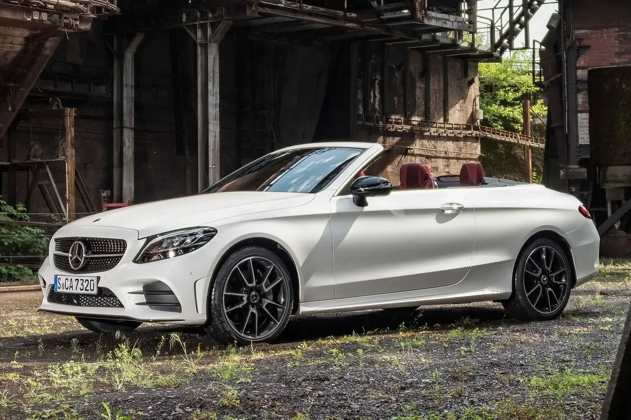 저렴한 오픈카 5위 : 메르세데스 벤츠 C클래스 카브리올레