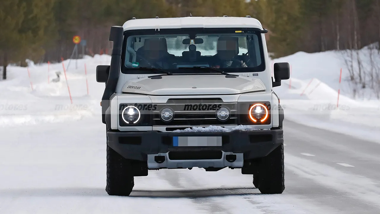 이네오스 그레나디어 픽업트럭