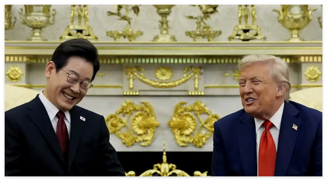 한미-정상회담-웃고-있는-이재명-대통령과-트럼프-대통령