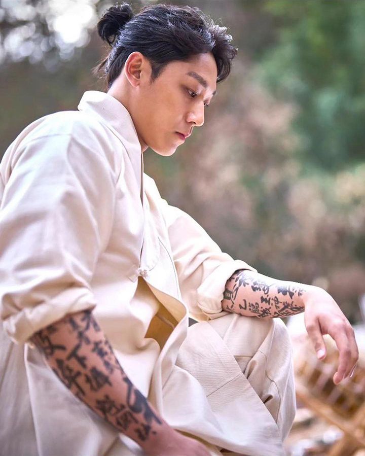 무속인 윤봉길