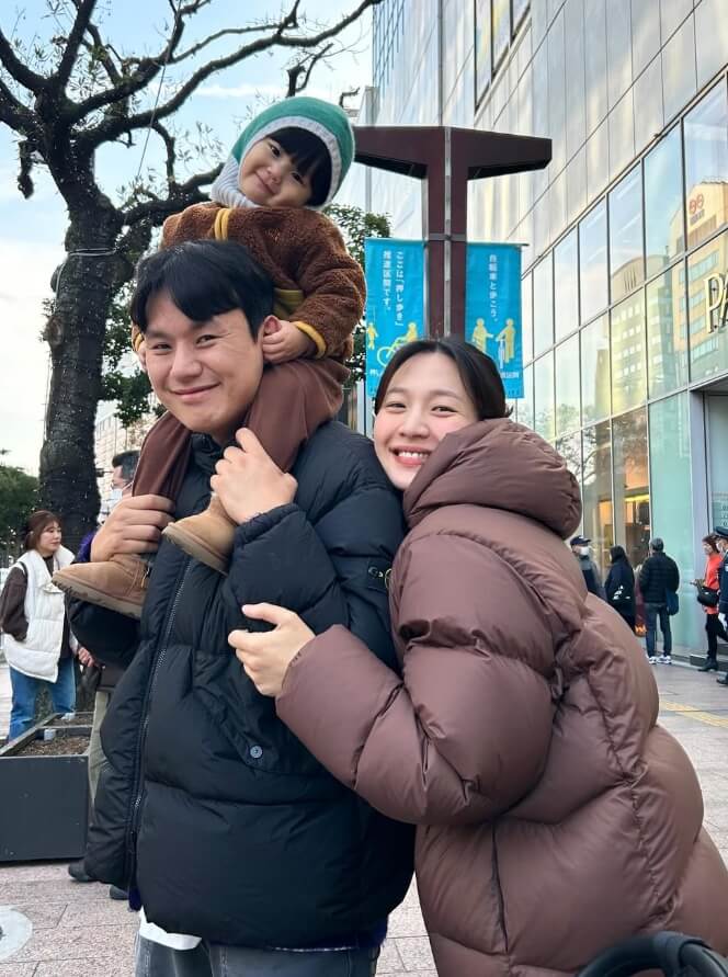 어린여성아이-남성과여성의모습
