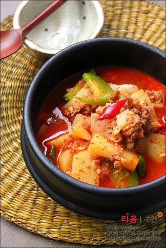 감자찌개 만드는 법 감자찌개 레시피 감자짜글이 끓이는법_1