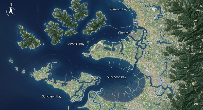 바다가 육지를 감싸 안은 곳, '만(Bay)'으로 떠나는 여행