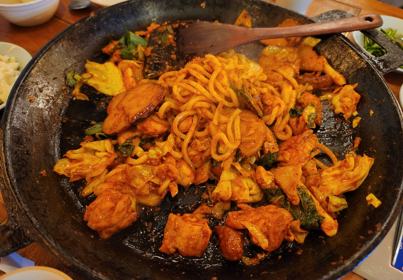 신림춘천집 춘천닭갈비 2인분 + 우동사리