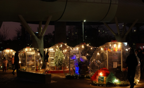 투명 스노우 돔 포토존