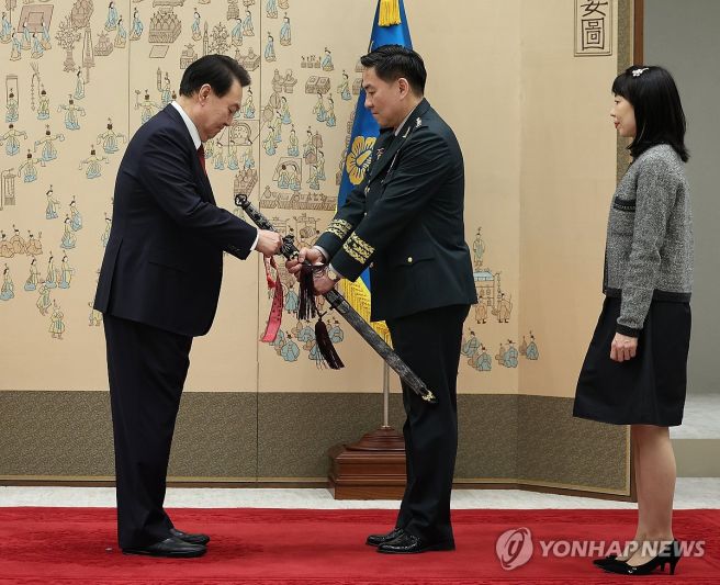 이진우 중장 프로필