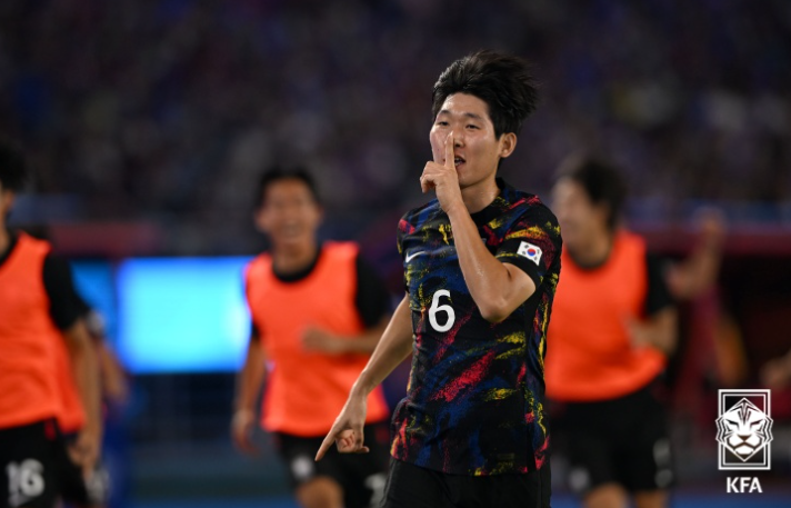 항저우 축구 8강 경기 모습