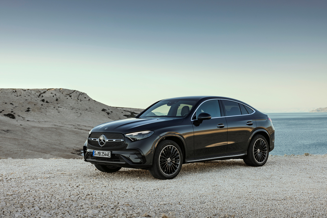 2024년 벤츠 GLC 쿠페 모델 전방 사진