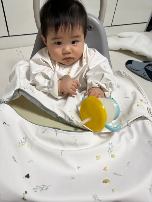 이유식 다 먹은 아기