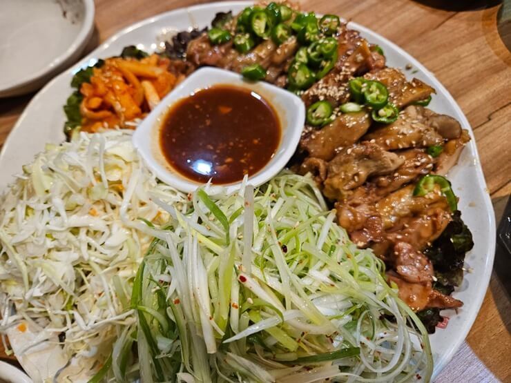 행복가보쌈&#44; 닭보쌈