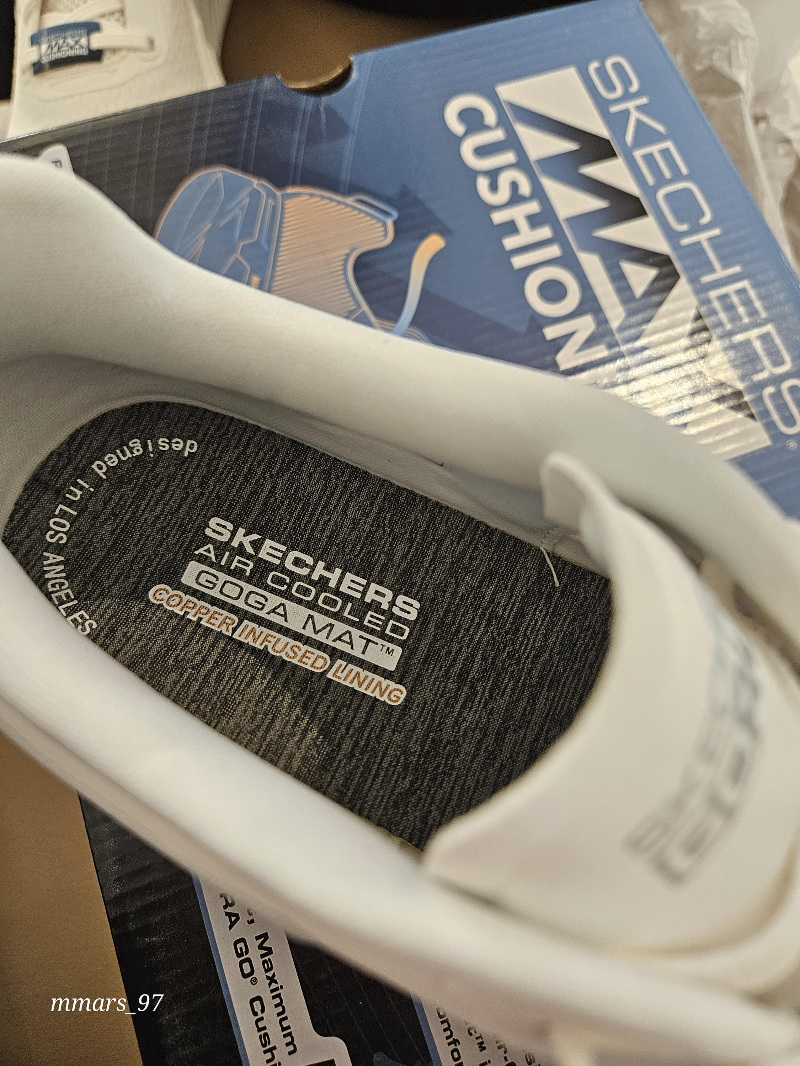 스케쳐스-맥스쿠셔닝