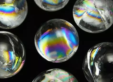 아이리스 쿼츠.