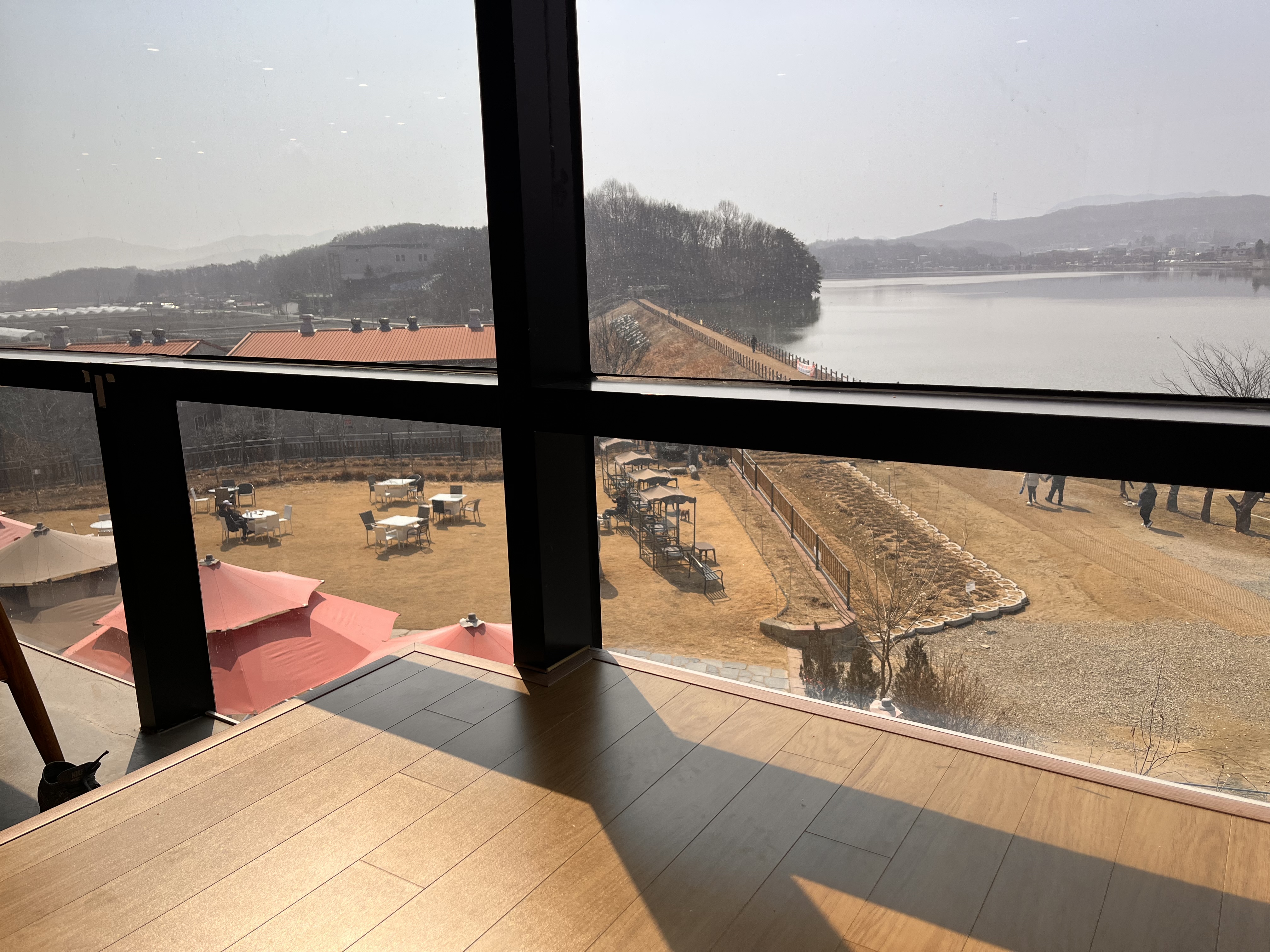 용인 대형 베이커리 카페 라미르