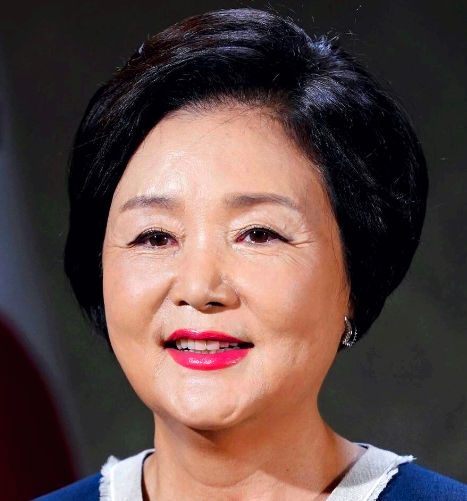 김정숙 여사 프로필 나이 고향 학력 종교 재산 &amp;#124; 김정숙 인도방문 타지마할 논란 이유 입장 