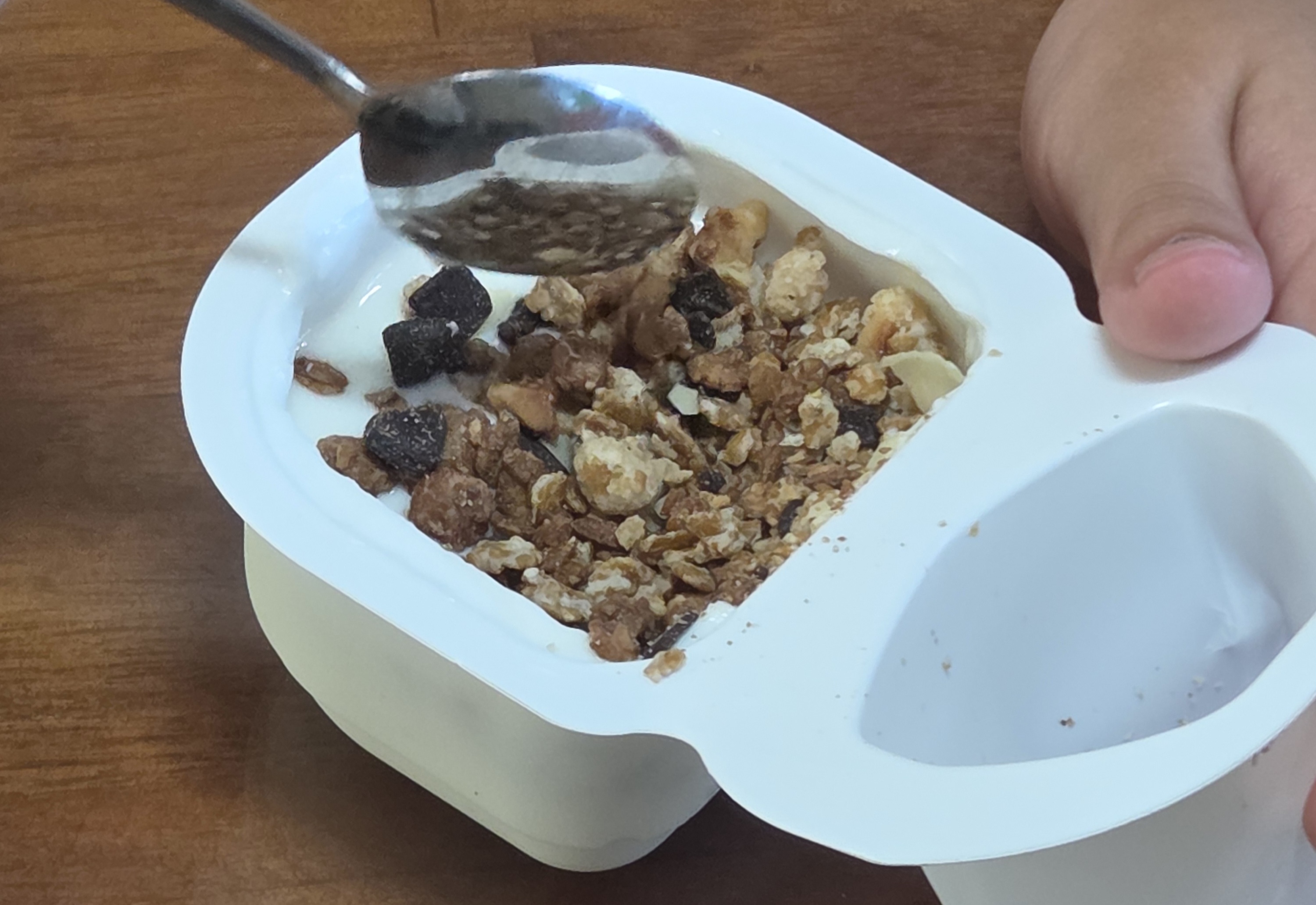 꺽어먹는 요거트