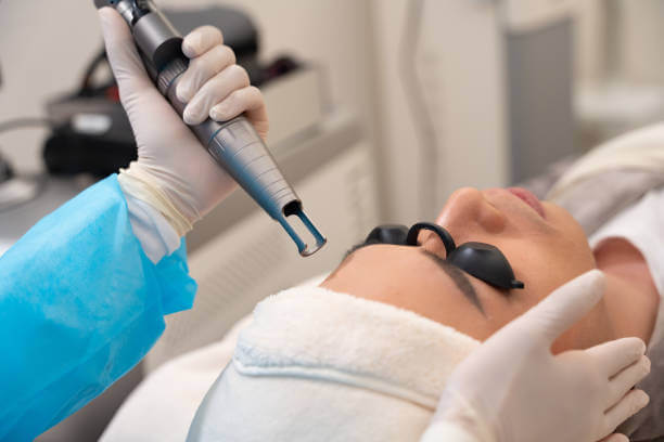 잡티제거 피부과 시술 총정리! 효과&middot;비용&middot;후기까지