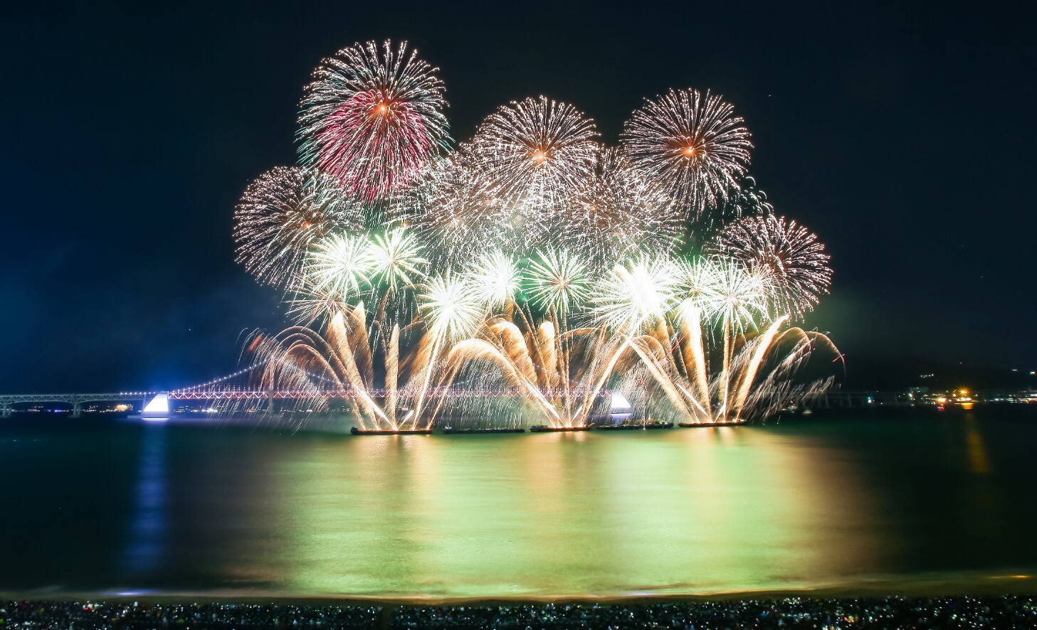 2024 부산 불꽃축제 시간 명당 주차 정보 유료좌석 잔여 티켓 예매 행사 일정 교통 통제 