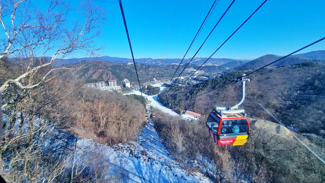 발왕산 케이블카에서 바라본 산 풍경
