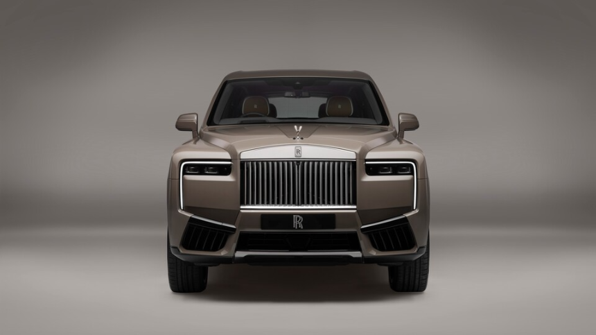 롤스로이스 컬리넌 - 럭셔리 SUV의 정점