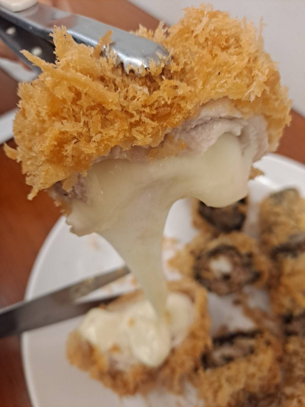 바삭마차 치즈 흘러내리다