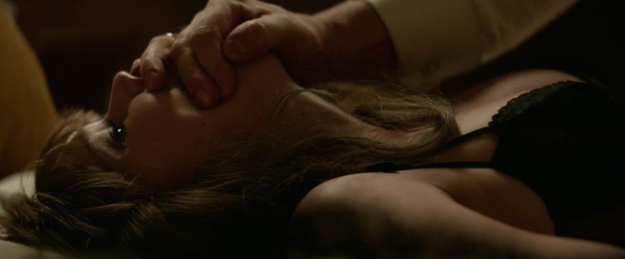 레드 스패로 (2018) 줄거리