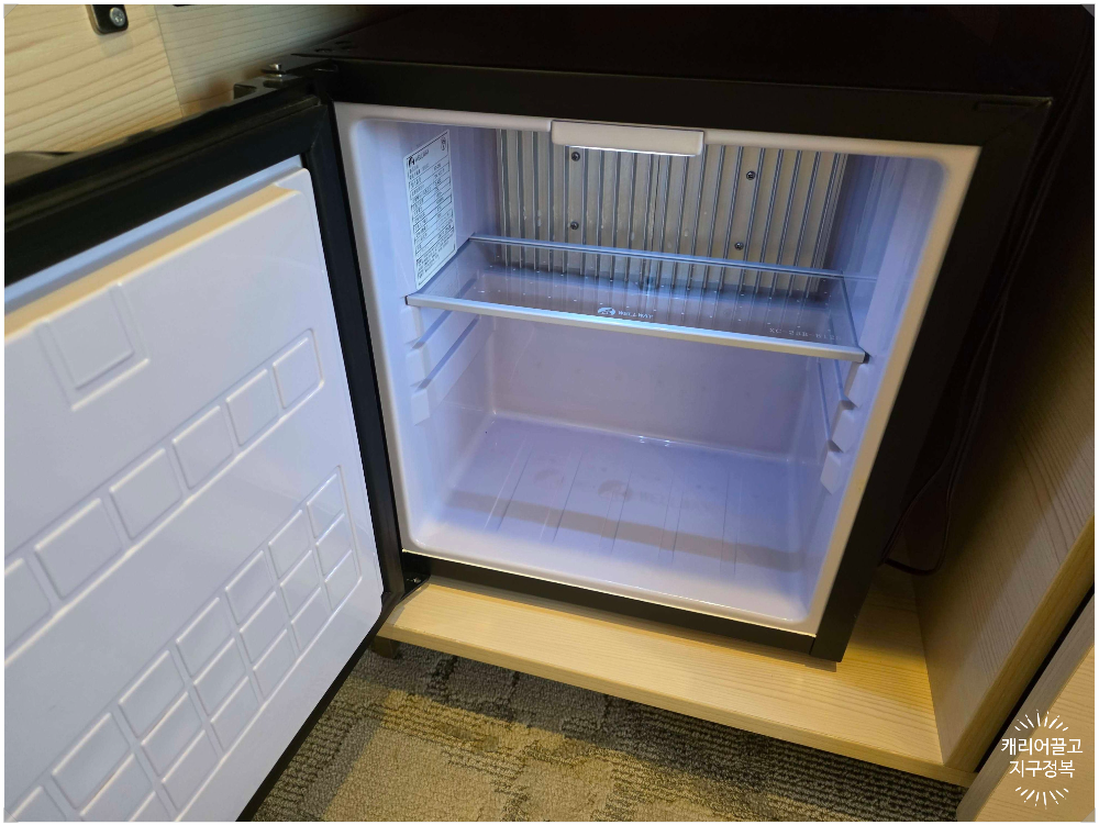 REF호텔 룸 내부