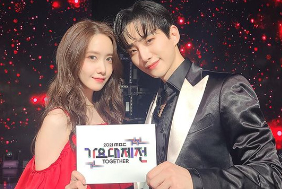 윤아 프로필 나이 키 준호 레전드 실물 이승기 리즈 다리 드라마 인스타