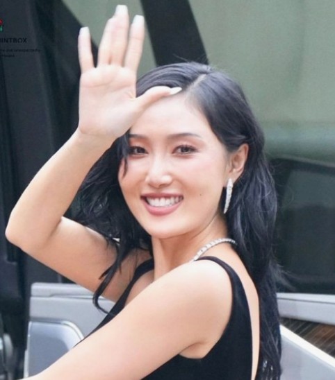 마마무 화사 금전 사기 피해