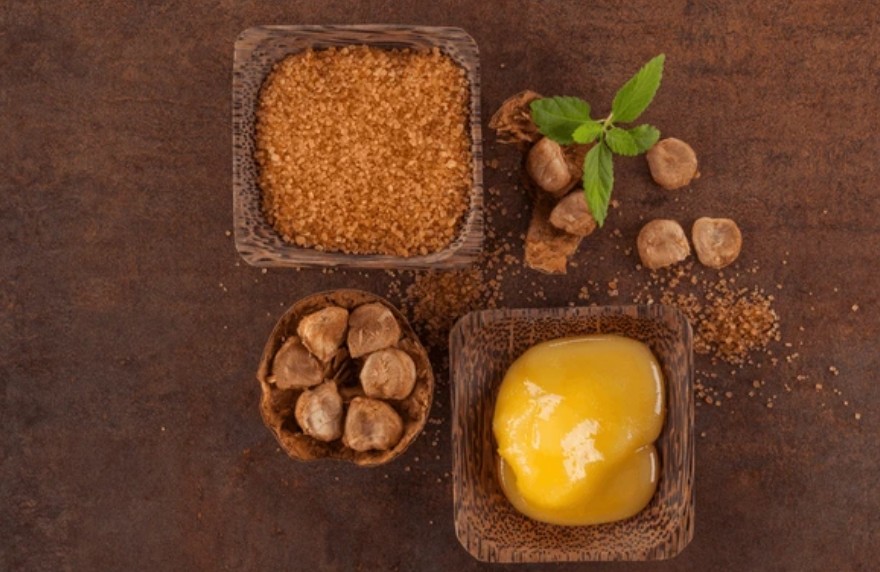 나한과를 이용한 가루와 액상의 천연감미료의 이미지