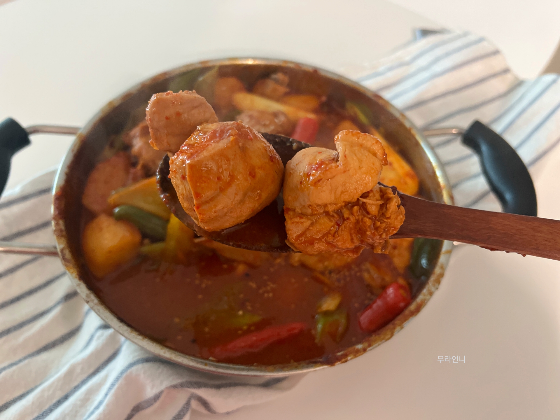 너무 맛있는데 간단하게 끓일 수 있는 닭볶음탕 레시피 끝