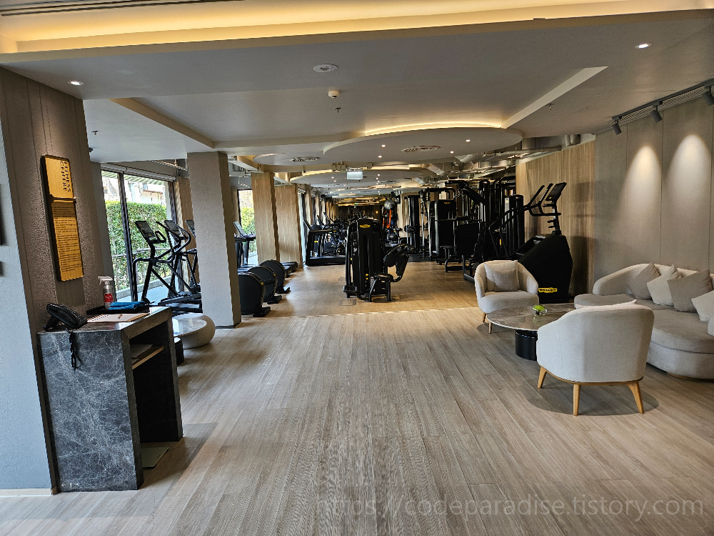호텔 헬스장 사진