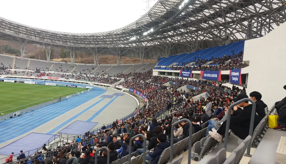 용인미르스타디움 경기장