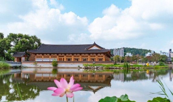 전주 가볼만한곳 베스트10 덕진공원