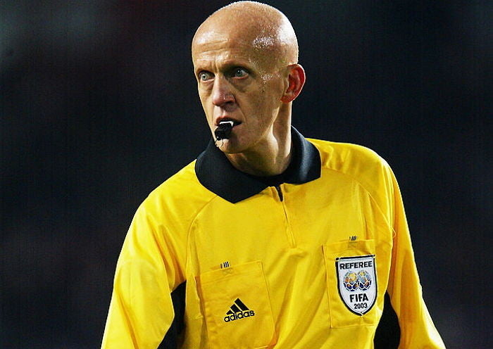 이탈리아의 콜리나 심판 사진