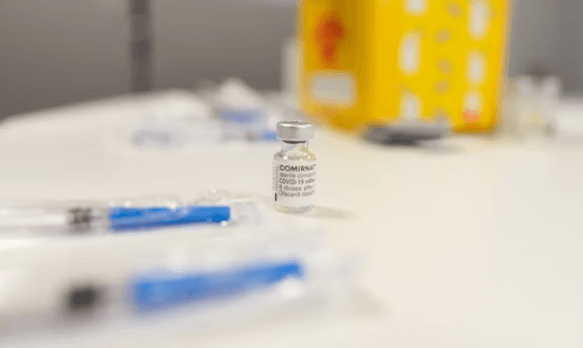 2025년 독감&middot;코로나19 예방접종: 접종 시기&amp;#44; 대상&amp;#44; 주의사항