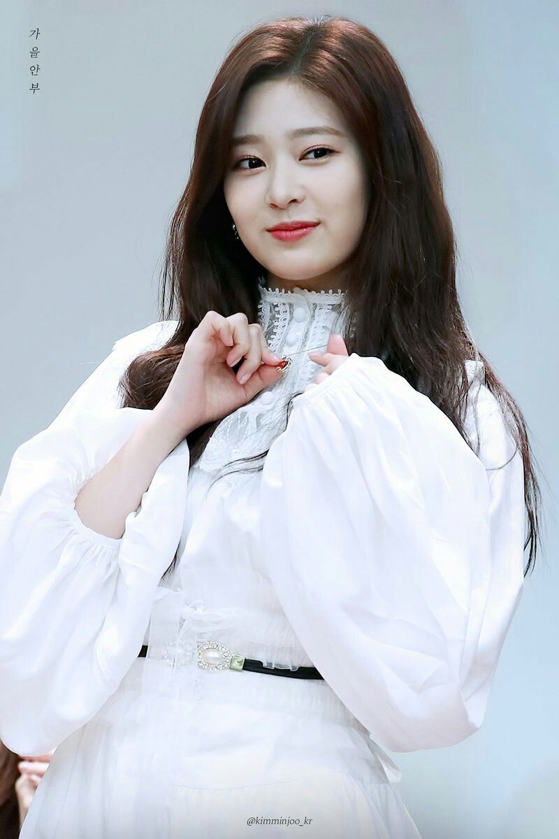 아이즈원 김민주 최애사진 아이즈원 김민주 최애사진