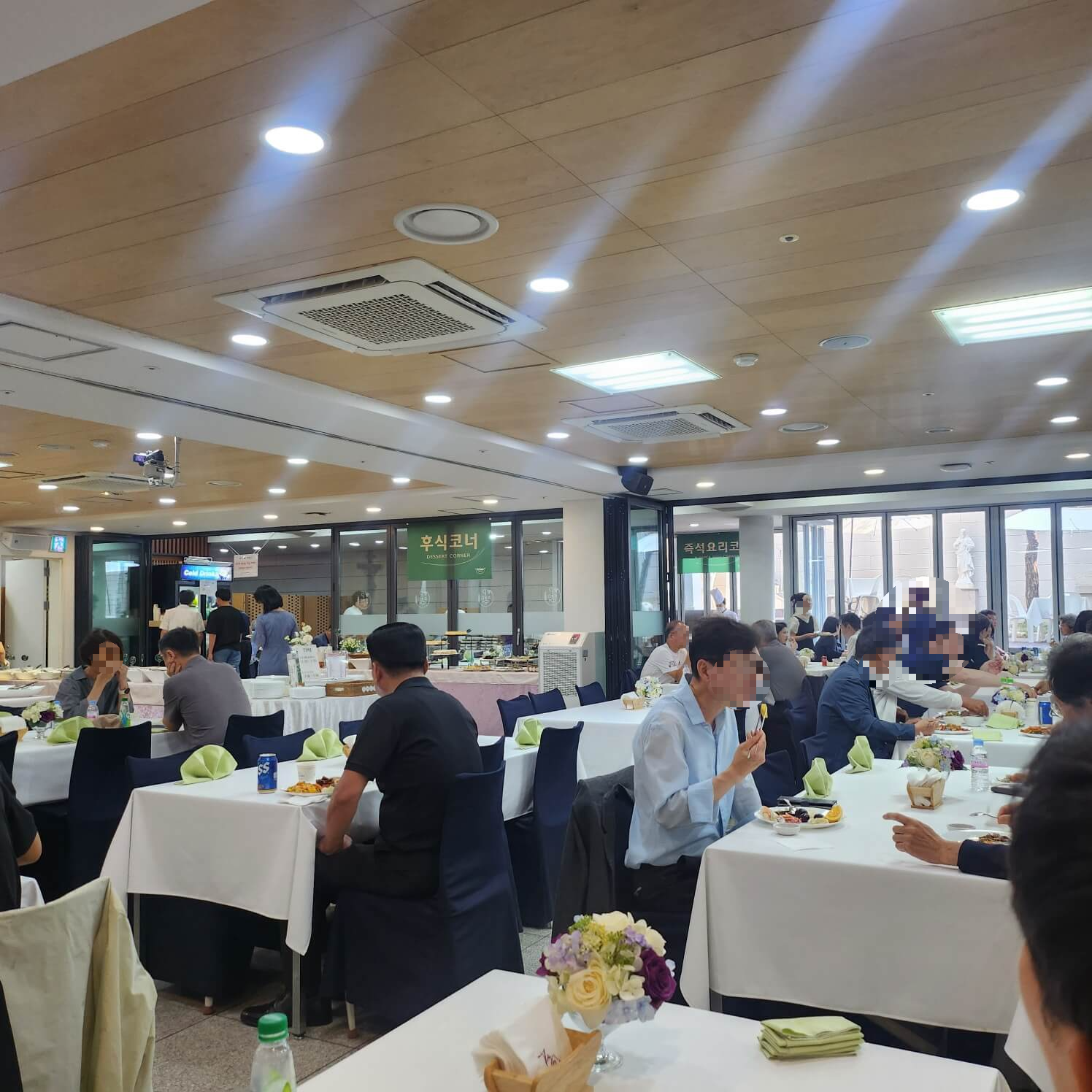 부페아리스_내부사진(2)